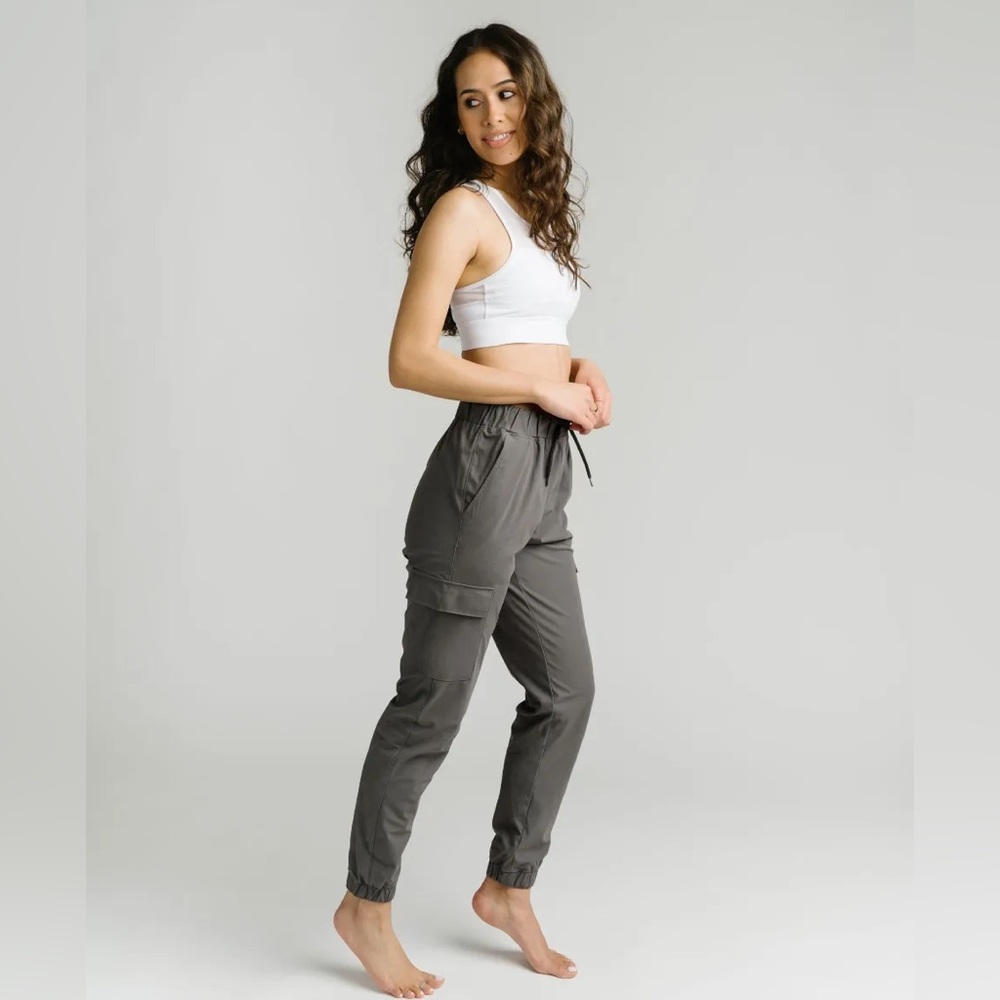 ❌SOLD OFF SITE Gray Delancey Cargo Joggers